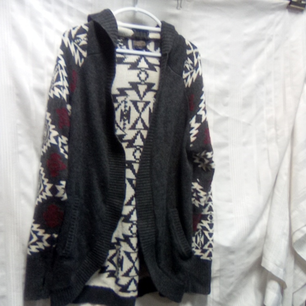 Pendleton Gray And Red Patterned Cardigan - image 1